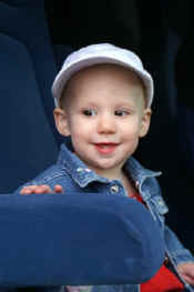 ains005.JPG (24740 bytes)