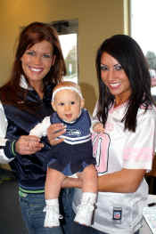 ainsleycheer.JPG (188706 bytes)