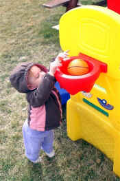 ainsleyweb (1).JPG (74050 bytes)