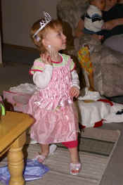 aprilainsley (2).JPG (31489 bytes)