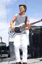 abovegoldenstate (3).JPG (42303 bytes)