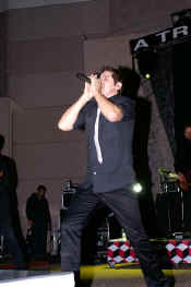 PICT0026.JPG (32087 bytes)