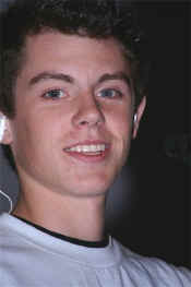 belowtheeabove4.jpg (54301 bytes)